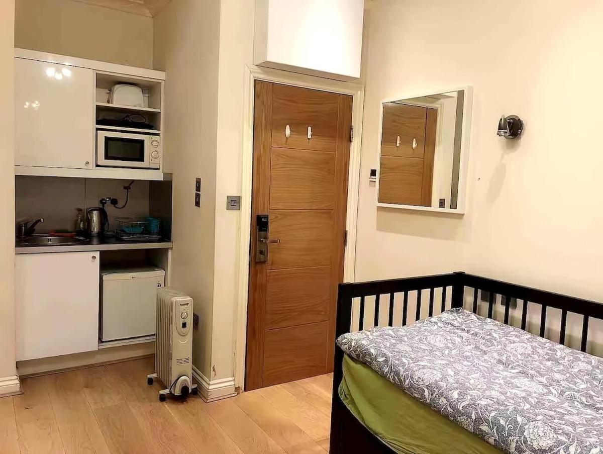 Appartement 301 Self Contained In Heart Of